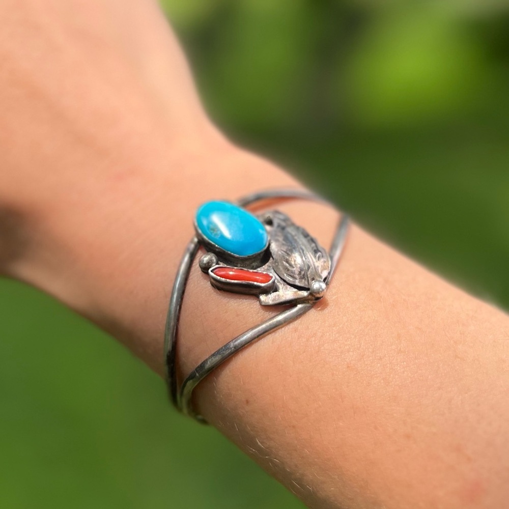 Vintage Red Coral & Turquoise Sterling Silver Cuff - Picture 6 of 16